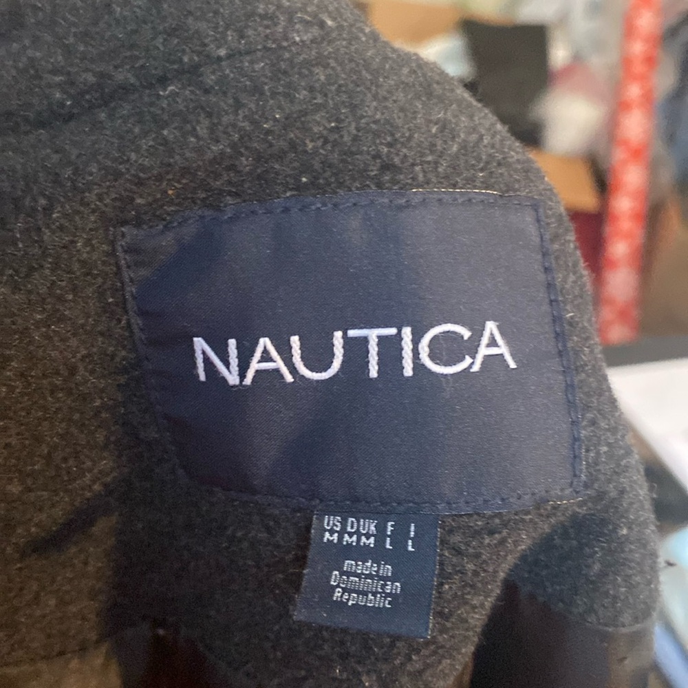 Nautica Men’s pea coa
